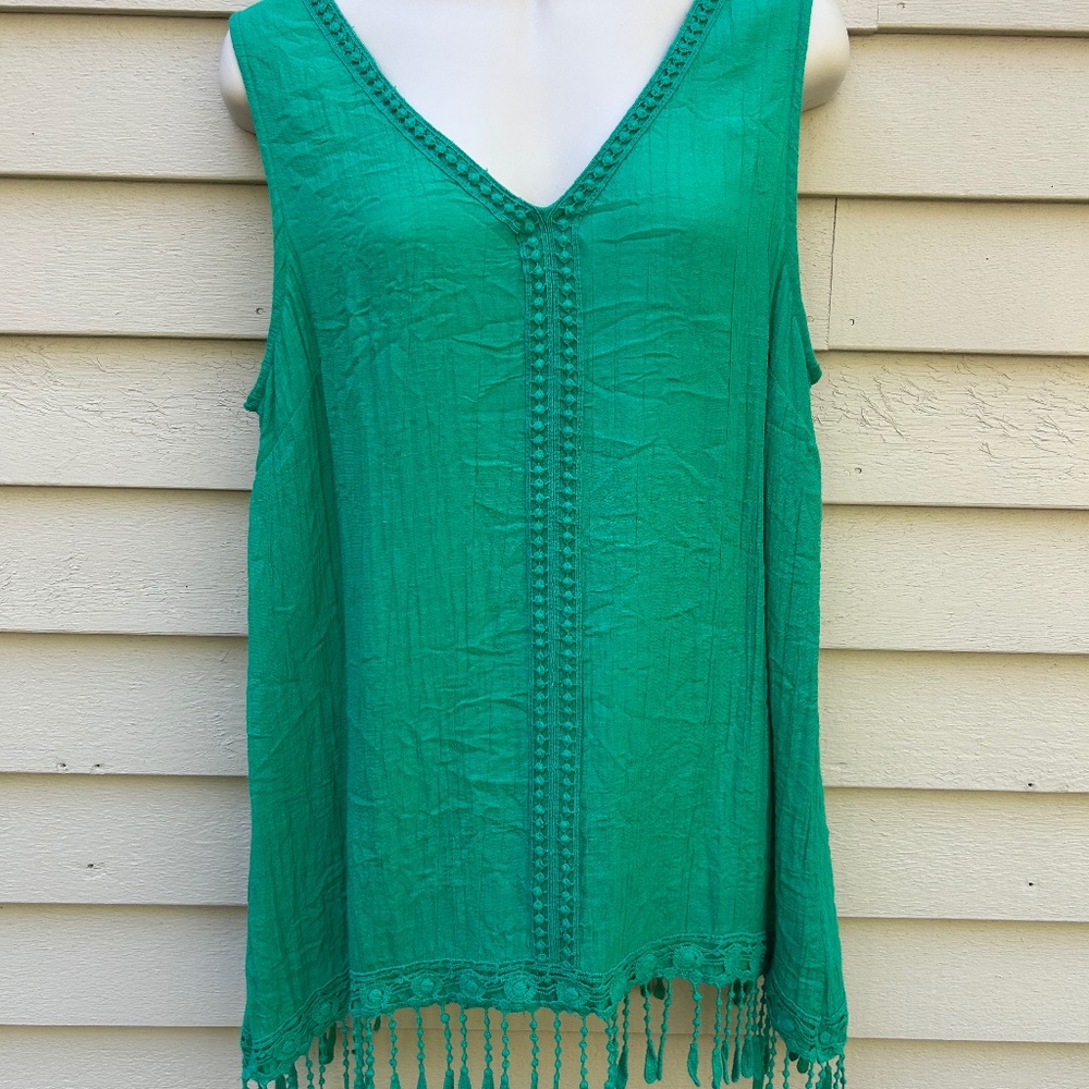 Kelly green tunic with embroidered detail and fringe bottom edge, Size XL